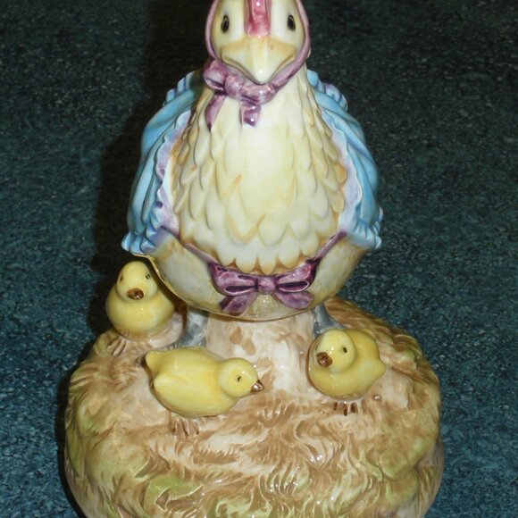 Beatrix Potter Roating Music Box "Sally Henny Penny" Chicken Christmas Gift! - Picture 4 of 9